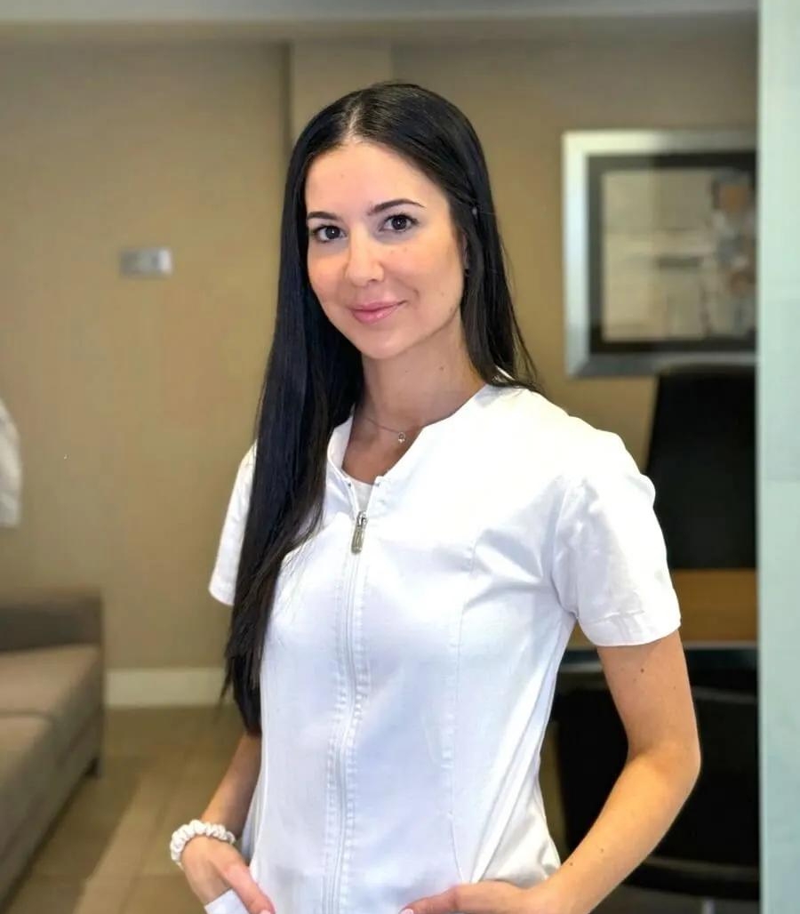 DUE Sandra Pérez Valero - Enfermera instrumentista y especialista en cuidado de la piel (1)